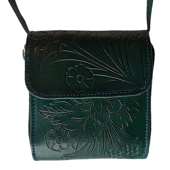 Leaders in Leather Handbags - Leaders in Leather Green Crossbody Wallet